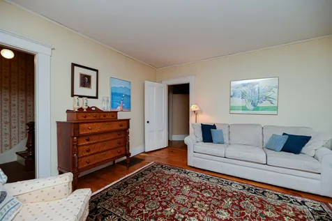143 Crawley Falls Road Brentwood NH 03833