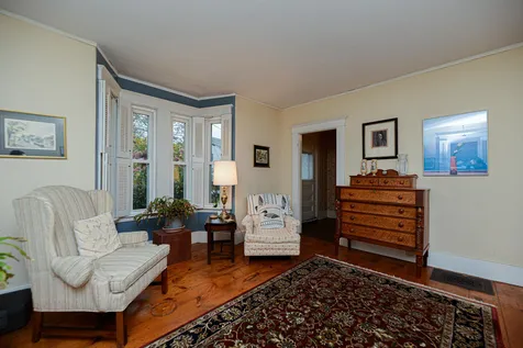 143 Crawley Falls Road Brentwood NH 03833