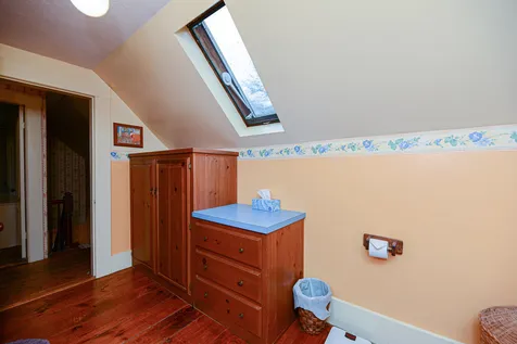 143 Crawley Falls Road Brentwood NH 03833