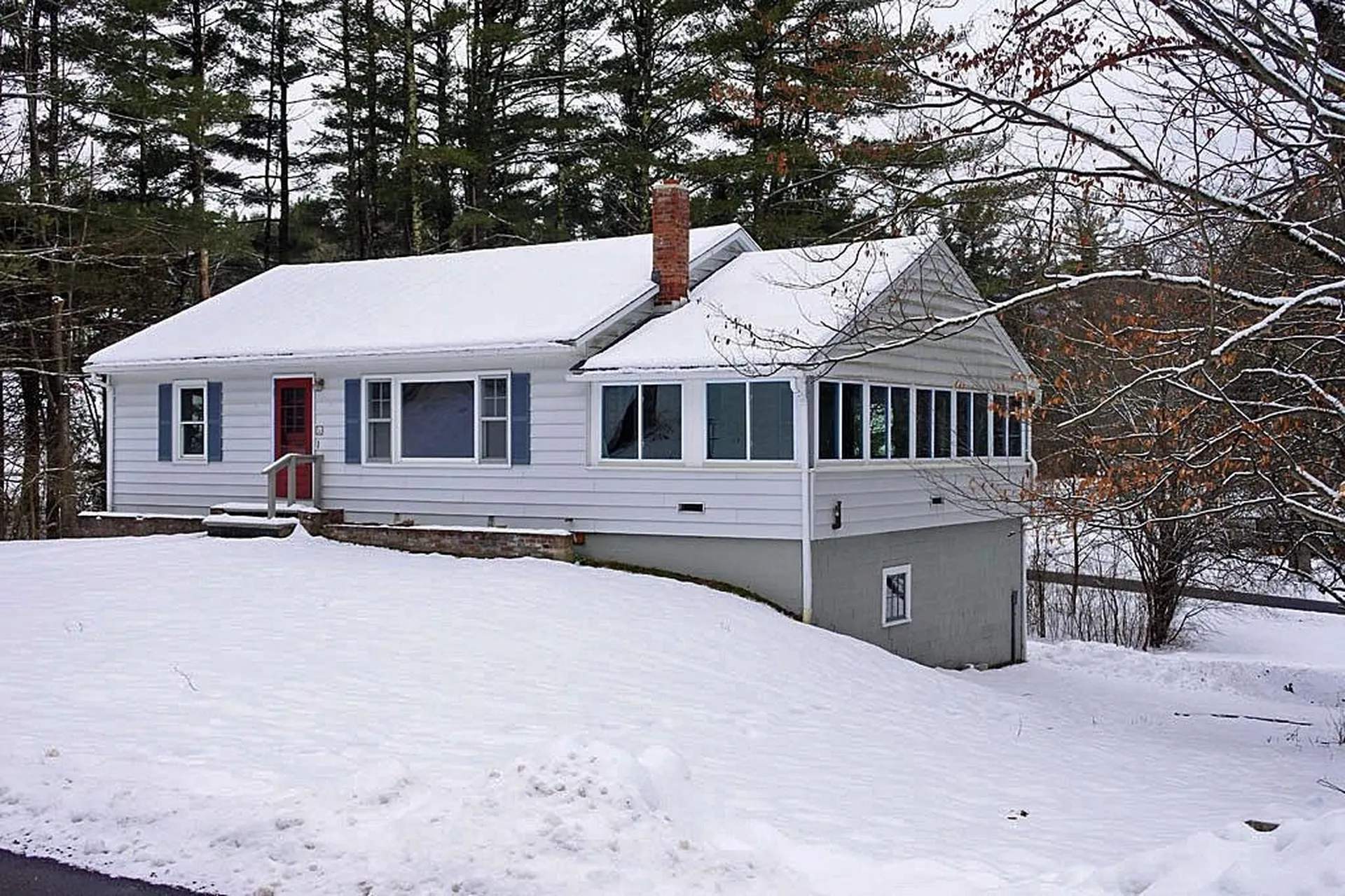 9 Larson Street Proctor VT 05765
