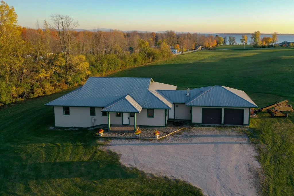 217 Jenny Lane Alburgh VT 05440