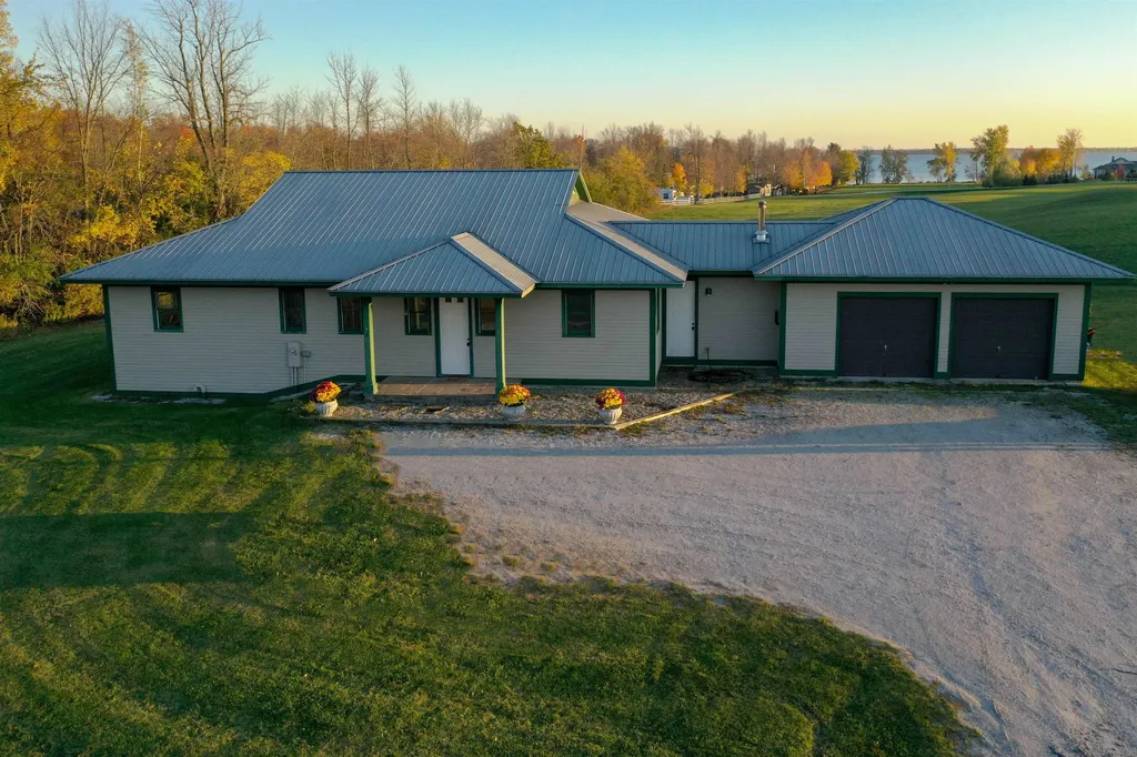 217 Jenny Lane Alburgh VT 05440