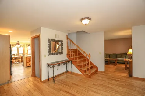 803 Chester Road Auburn NH 03032