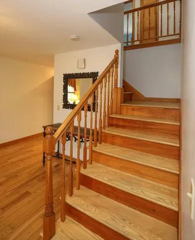 803 Chester Road Auburn NH 03032