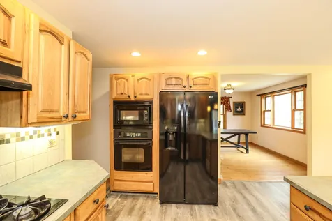 803 Chester Road Auburn NH 03032