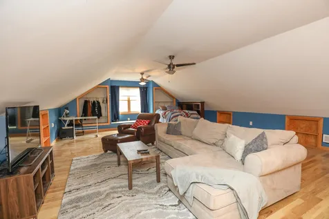 803 Chester Road Auburn NH 03032