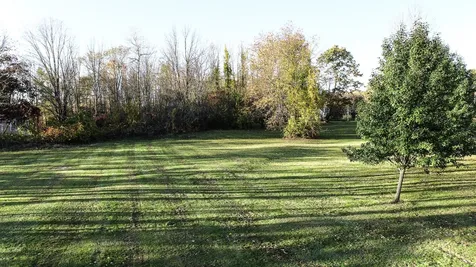 803 Chester Road Auburn NH 03032