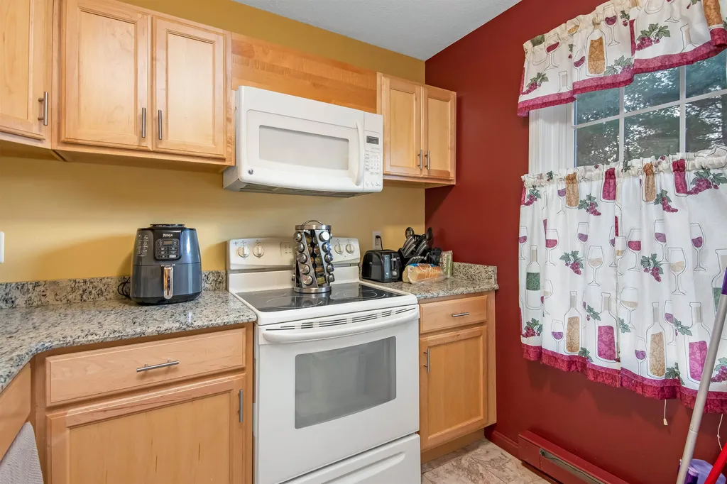 32 Gilbert Square Milton VT 05468