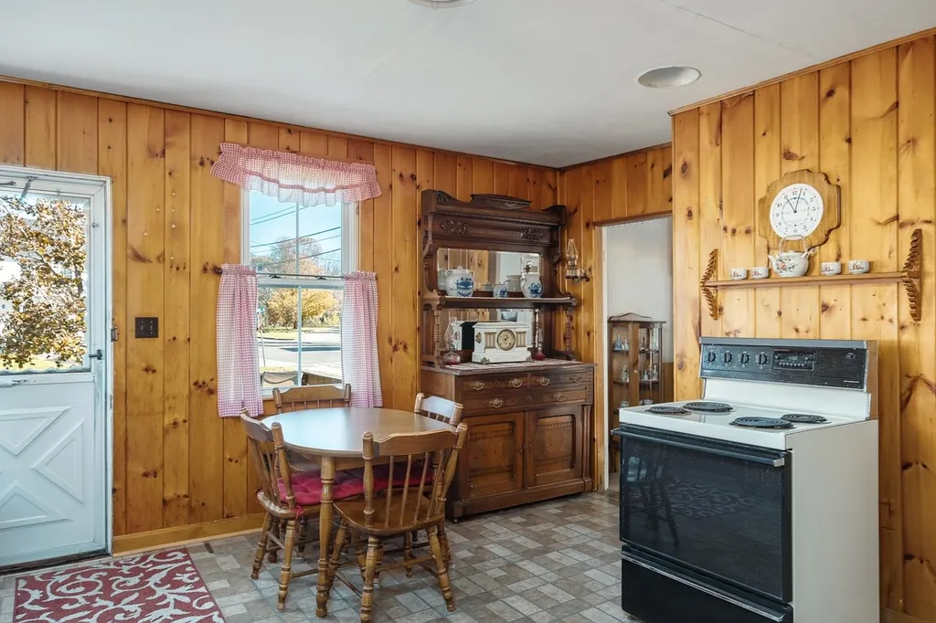 141 Portland Street South Berwick ME 03908