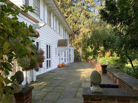 20 Arch Street Dover NH 03820