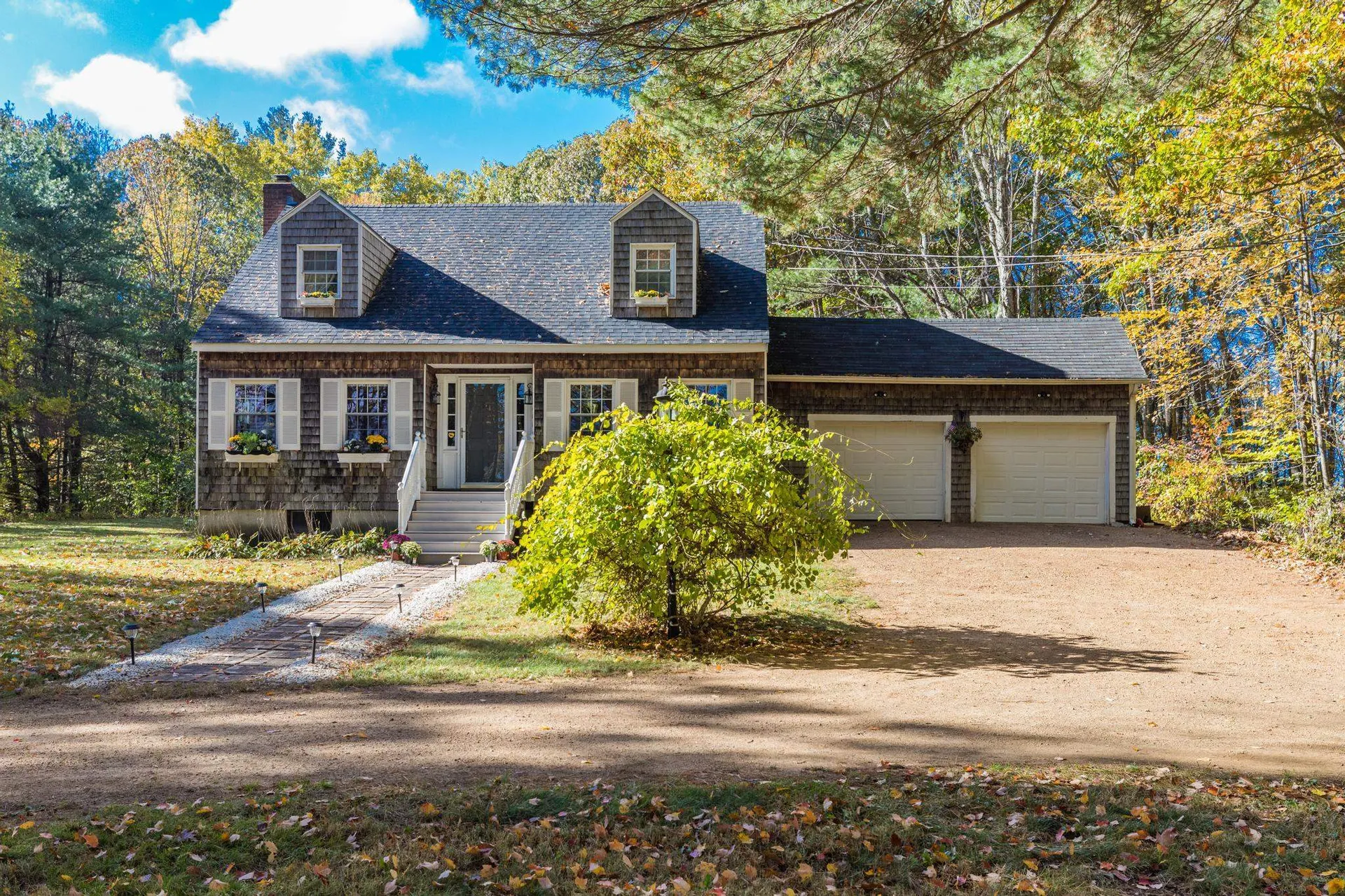 83 Willow Road East Kingston NH 03827