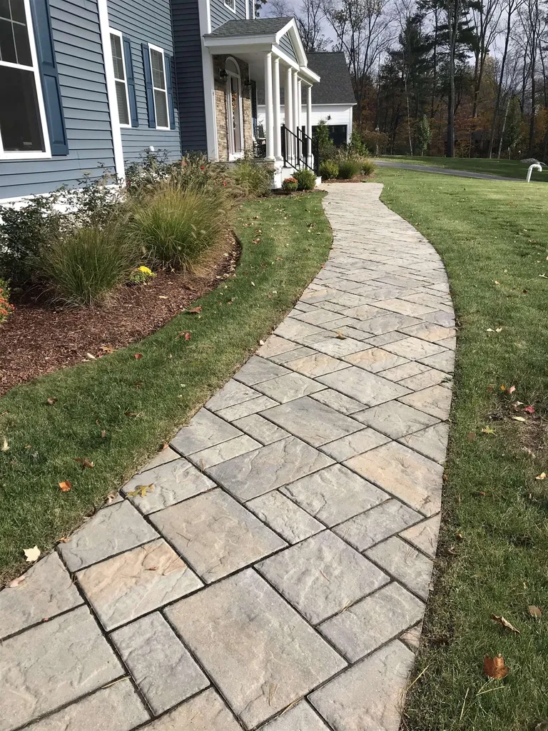 4 Hummingbird Lane Salem NH 03079