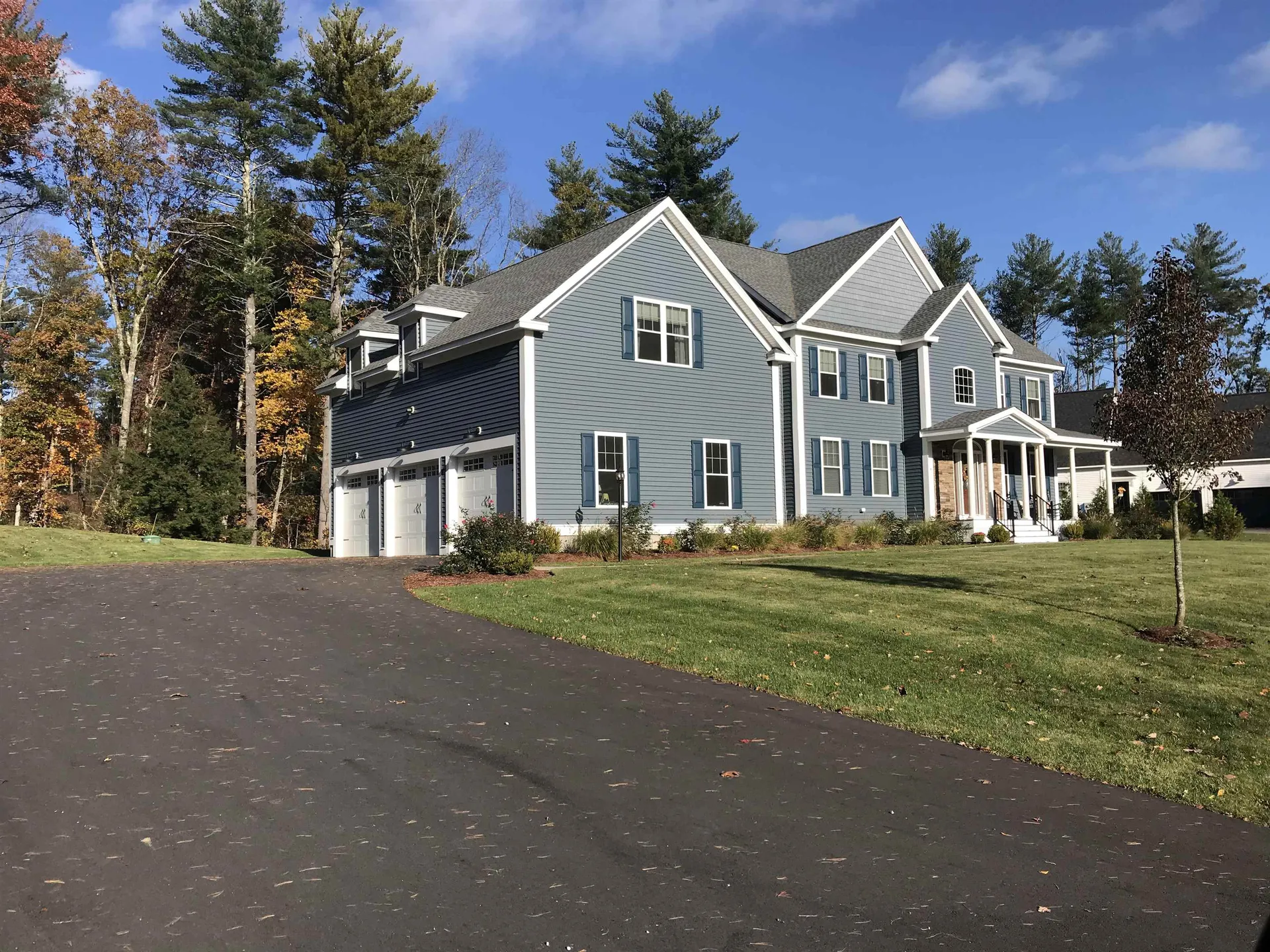 4 Hummingbird Lane Salem NH 03079