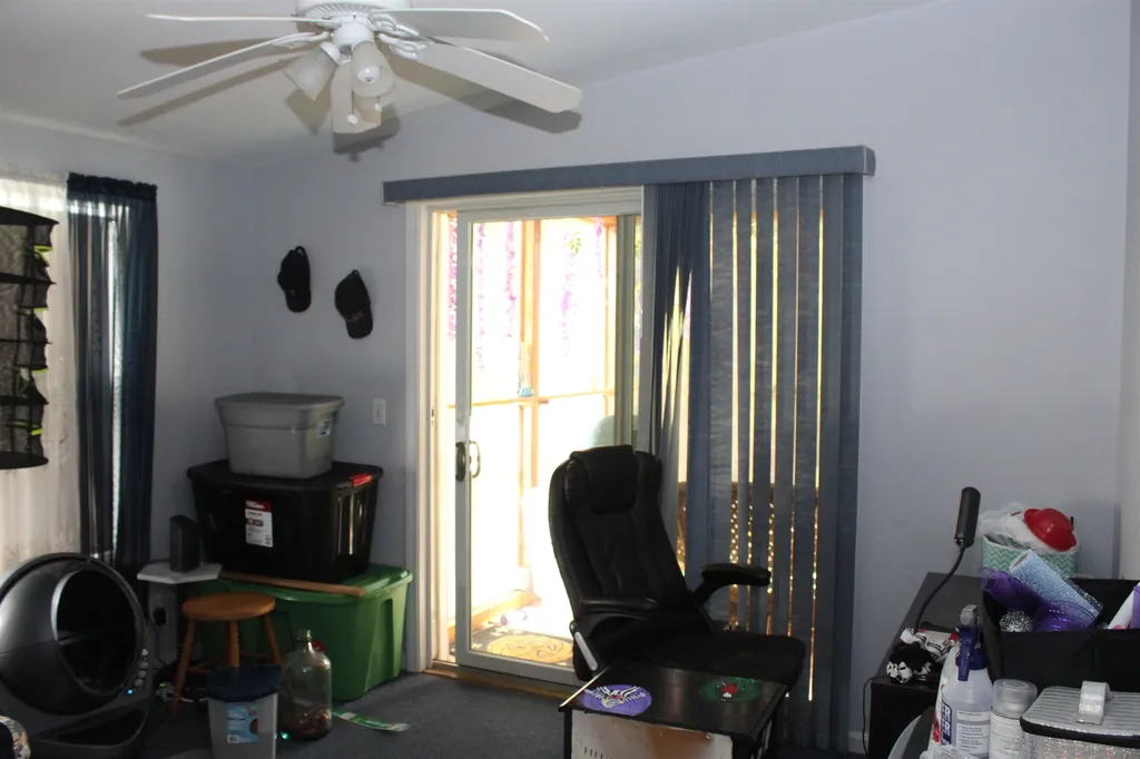 12 Krystal Drive Hudson NH 03051