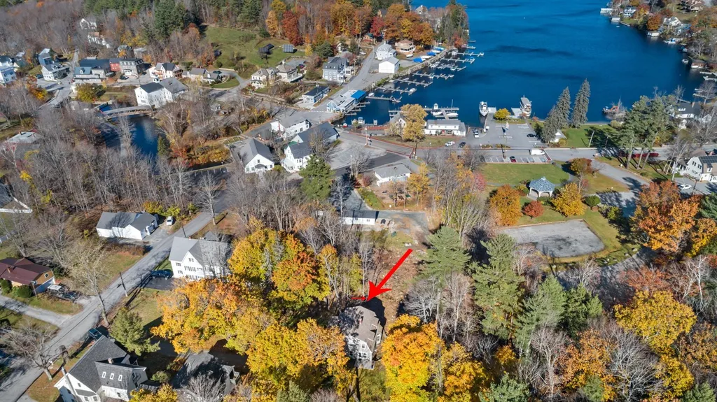 9 Maple Street Sunapee NH 03782
