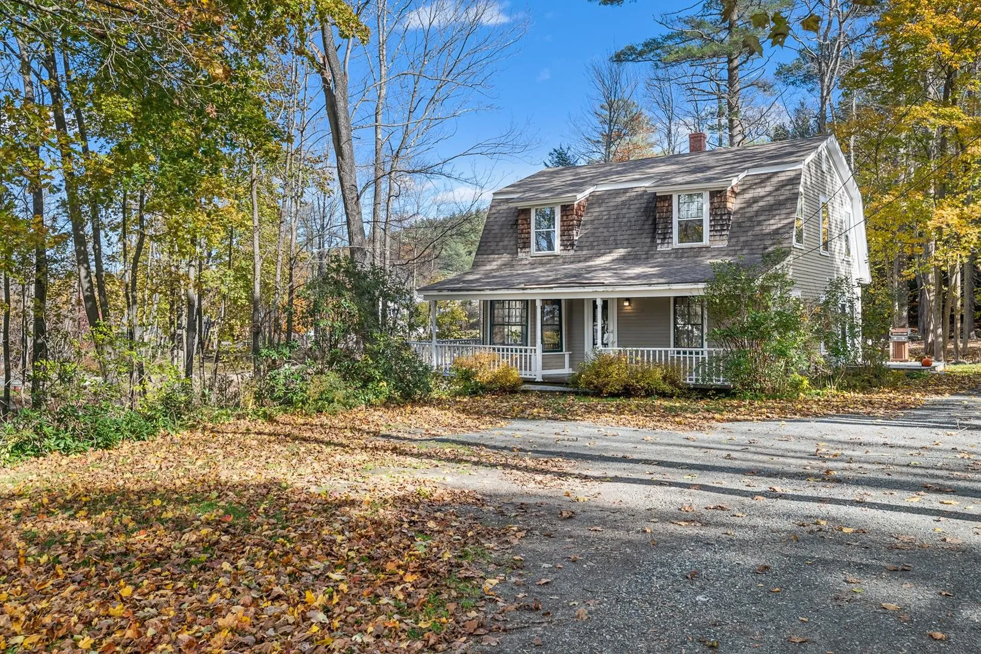 9 Maple Street Sunapee NH 03782