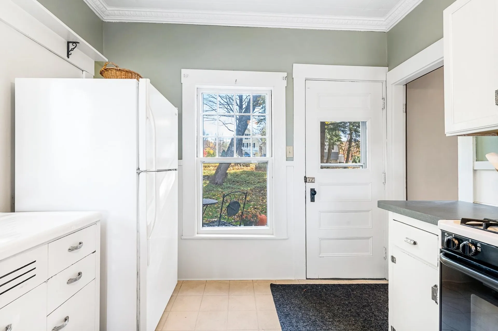 9 Maple Street Sunapee NH 03782