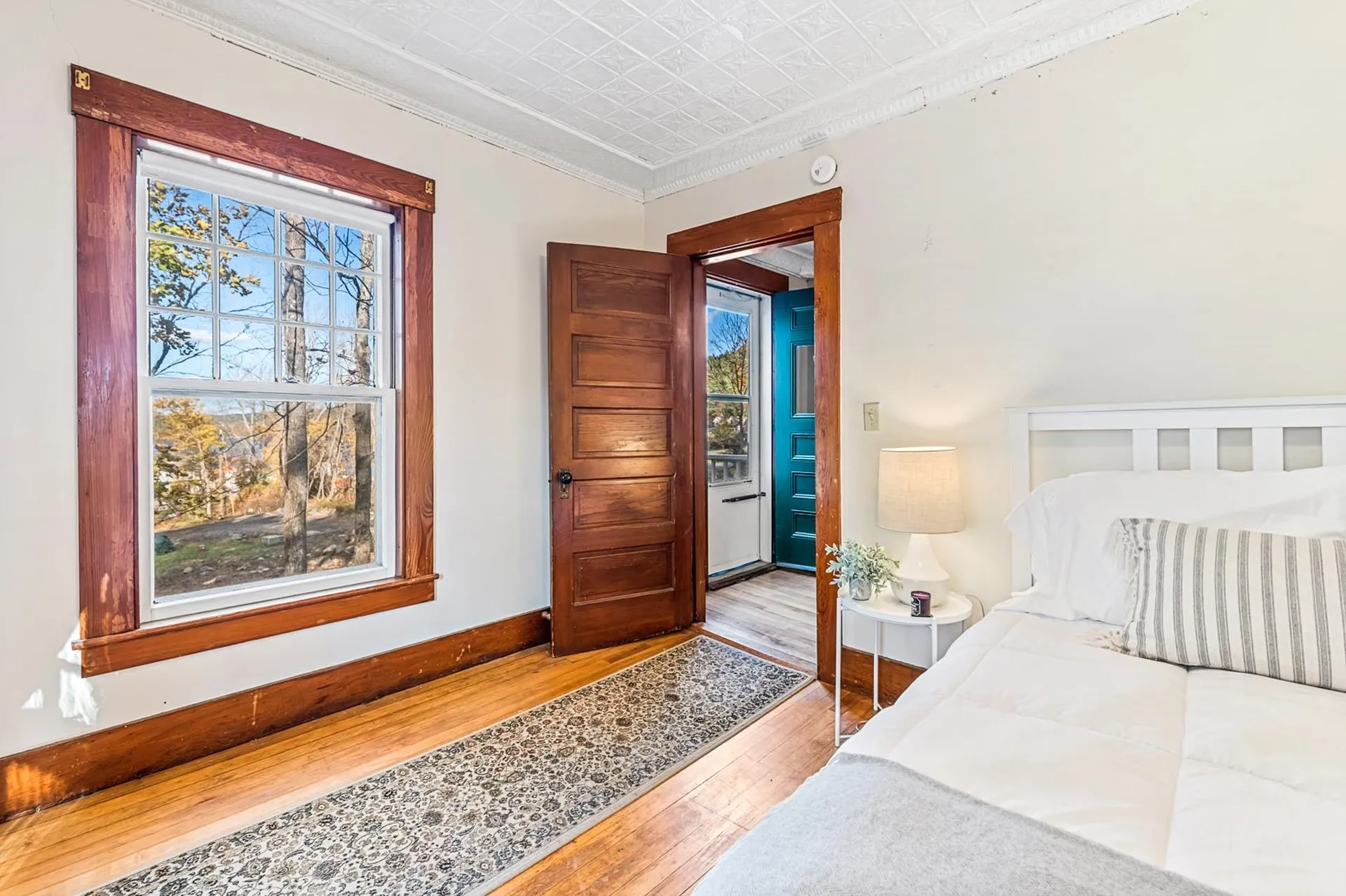 9 Maple Street Sunapee NH 03782
