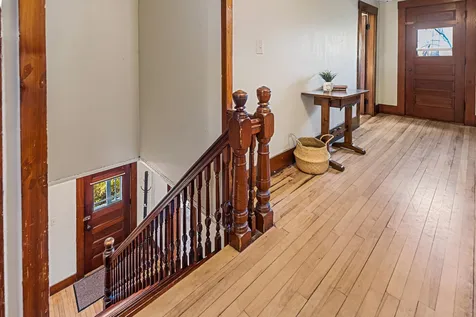 9 Maple Street Sunapee NH 03782