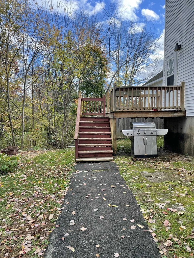 18 Dixon Avenue Newfields NH 03856