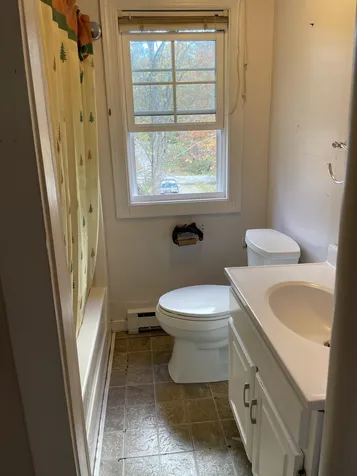18 Dixon Avenue Newfields NH 03856