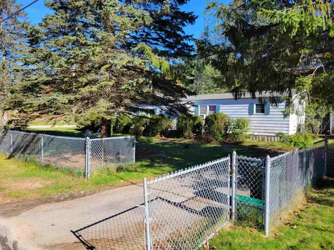 2 Lisa Avenue Raymond NH 03077