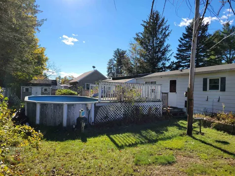 2 Lisa Avenue Raymond NH 03077