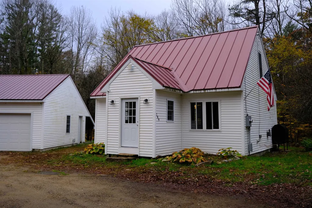 289 Murray Hill Road Hill NH 03243