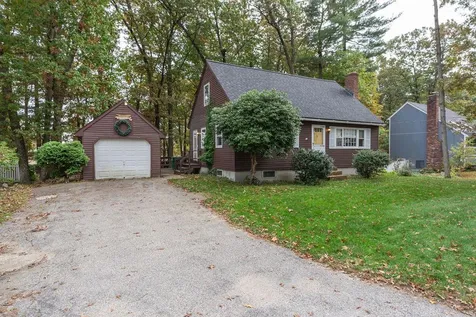 164 Harris Road Nashua NH 03062