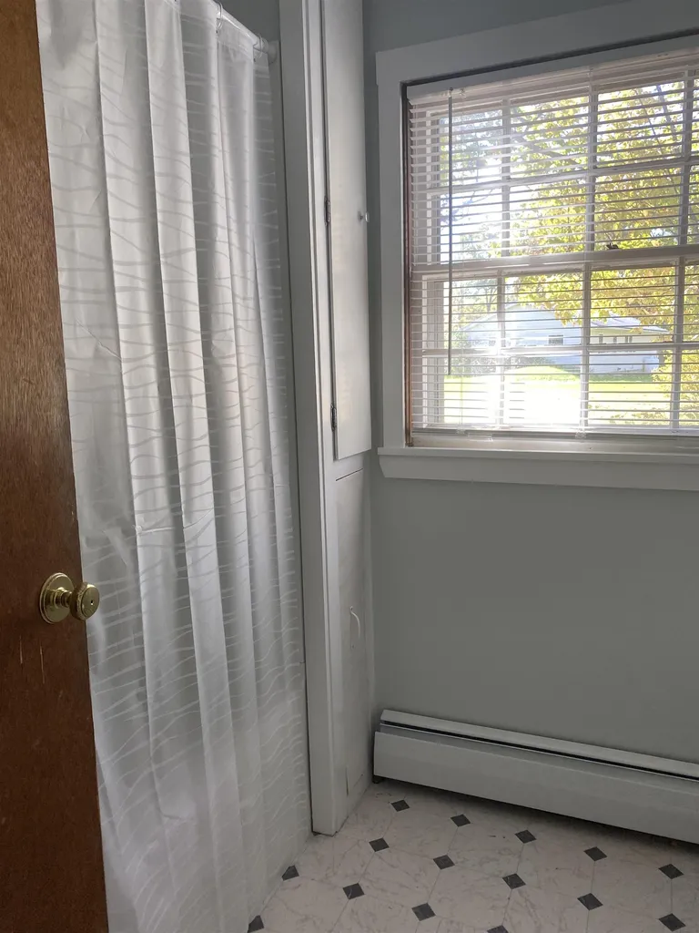 106 E Mountain Road Newport NH 03773