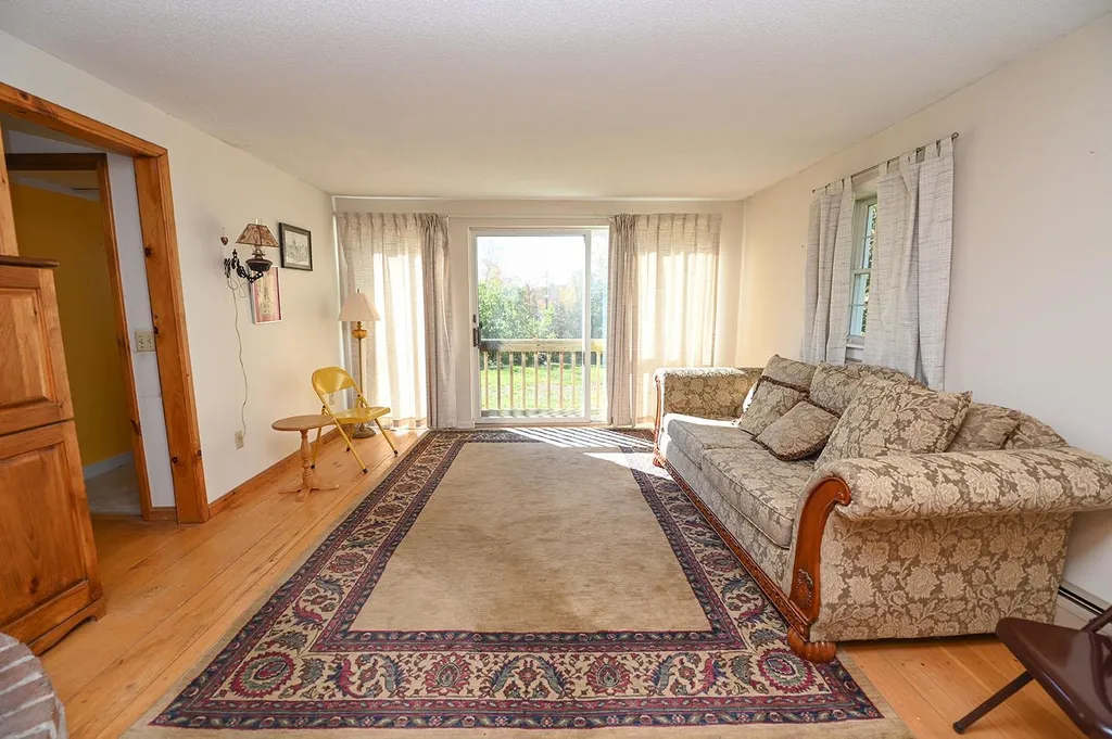 191 Chester Street Chester NH 03036