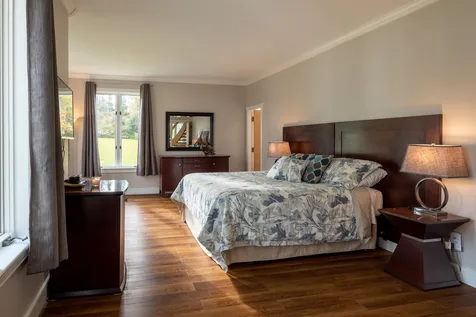 3336 Shelburne Road Shelburne VT 05482