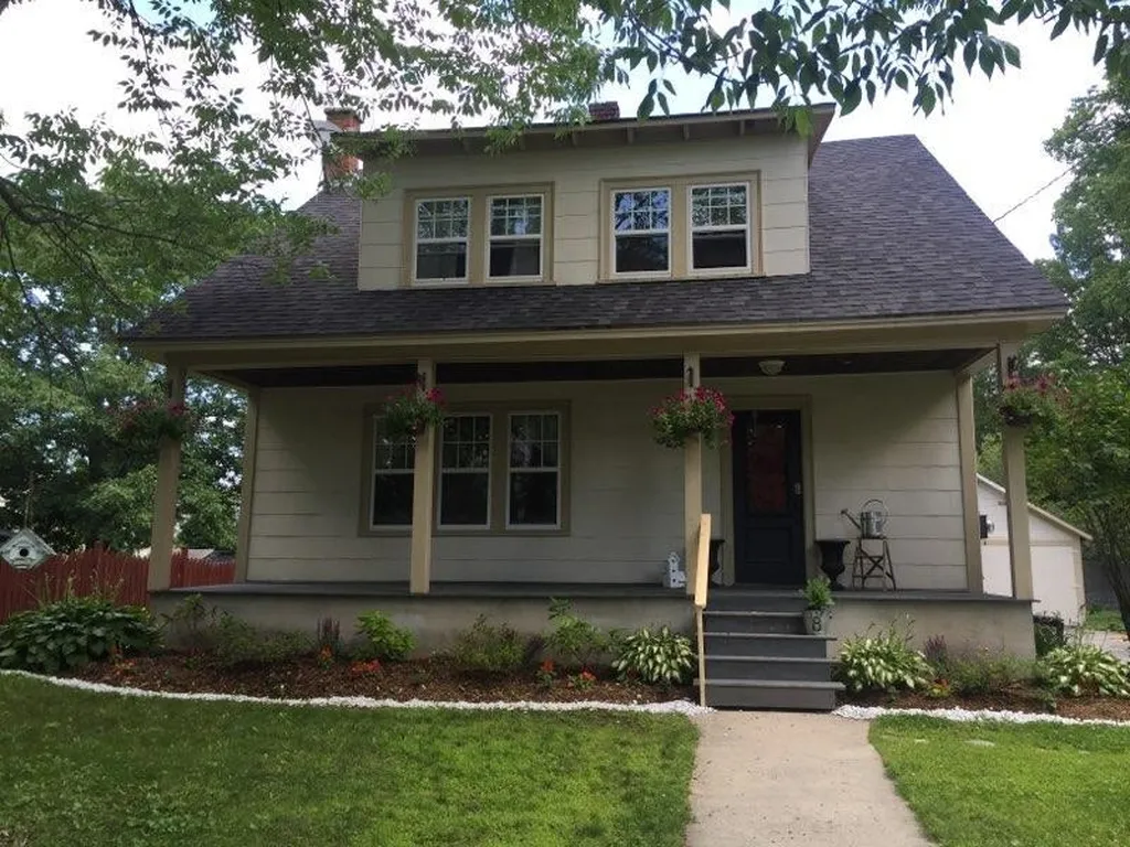 8 Gambier Street Claremont NH 03743