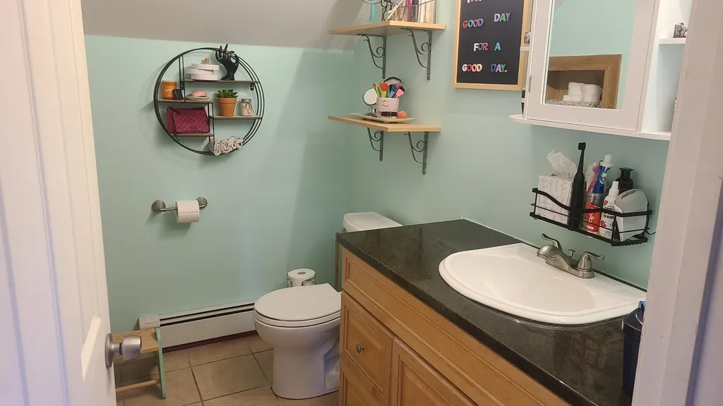 8 Gambier Street Claremont NH 03743