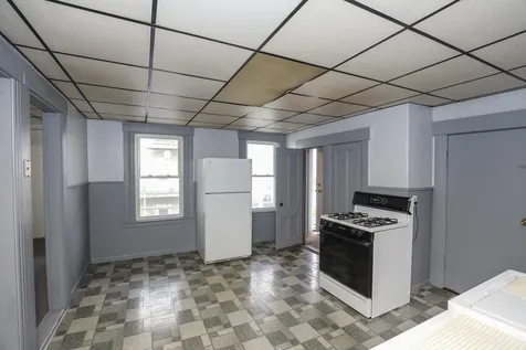227 Douglas Street Manchester NH 03102