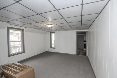 227 Douglas Street Manchester NH 03102