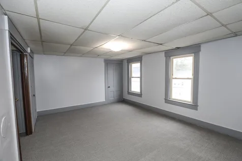 227 Douglas Street Manchester NH 03102