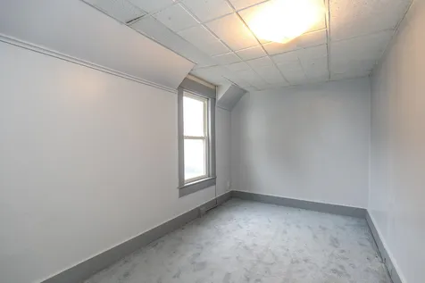 227 Douglas Street Manchester NH 03102
