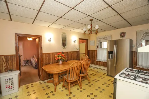 227 Douglas Street Manchester NH 03102