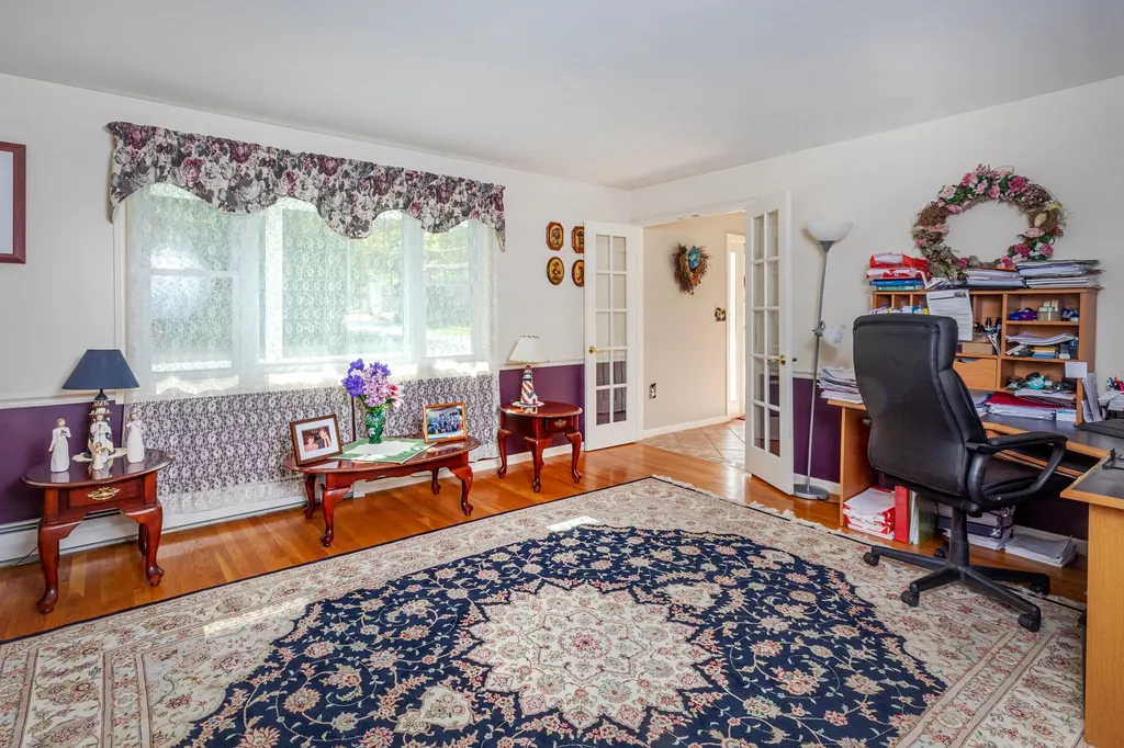 5 Hayden Circle Hampton NH 03842