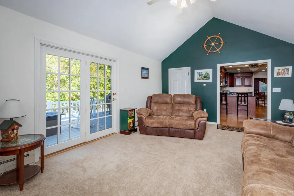 5 Hayden Circle Hampton NH 03842