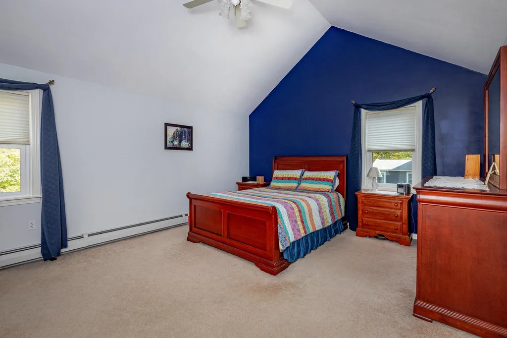 5 Hayden Circle Hampton NH 03842