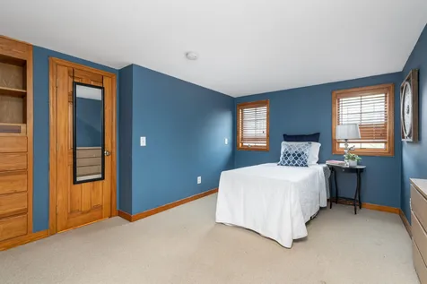 349 Laxson Avenue Manchester NH 03103