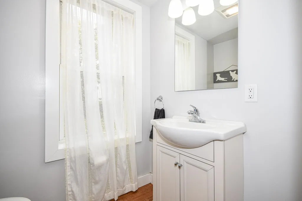 4 Cocheco Avenue Rochester NH 03868