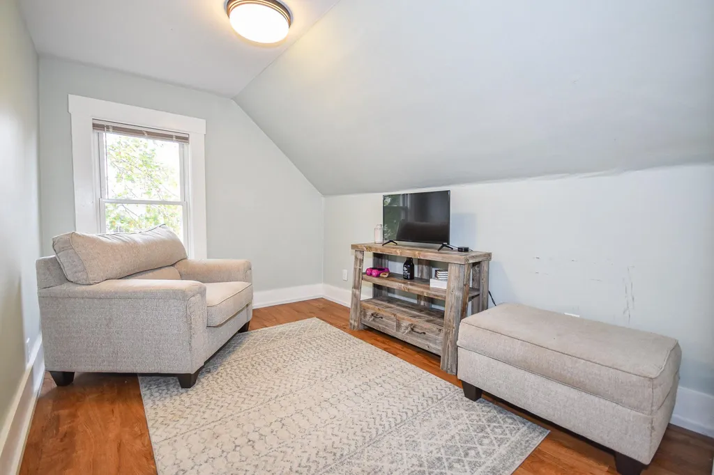 4 Cocheco Avenue Rochester NH 03868