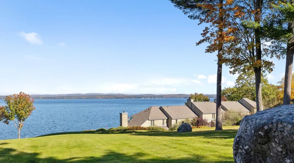 2696 Lake Shore Road Gilford NH 03249