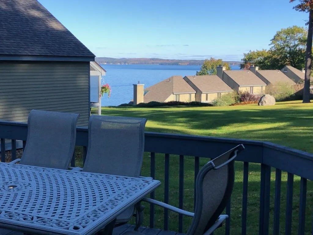 2696 Lake Shore Road Gilford NH 03249