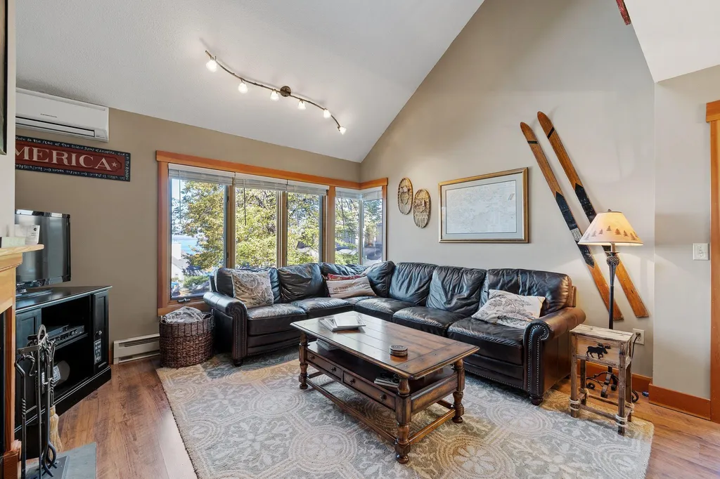 2696 Lake Shore Road Gilford NH 03249