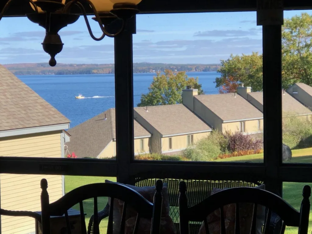 2696 Lake Shore Road Gilford NH 03249