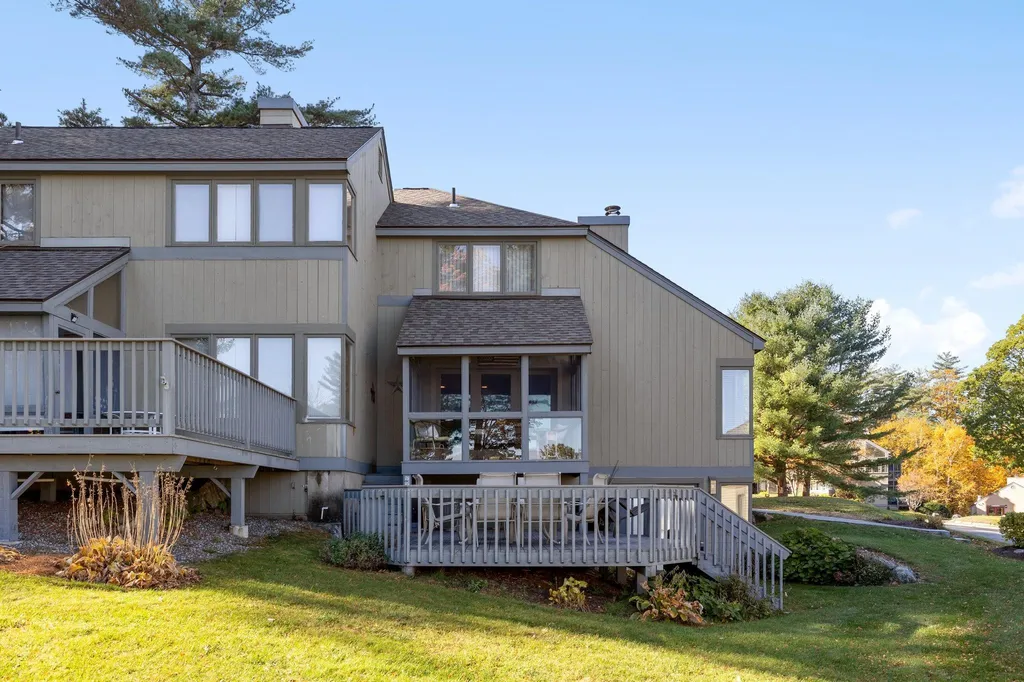 2696 Lake Shore Road Gilford NH 03249